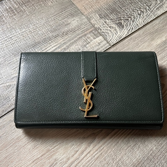 YSL Wallet with unbranded chain - Picture 3 of 12